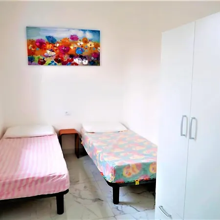 Apartment Familienfreundliche Wohnung, Nur 250m Vom