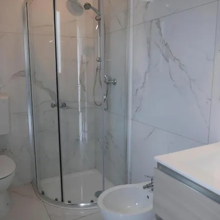 Familienfreundliche Wohnung, Nur 250m Vom *